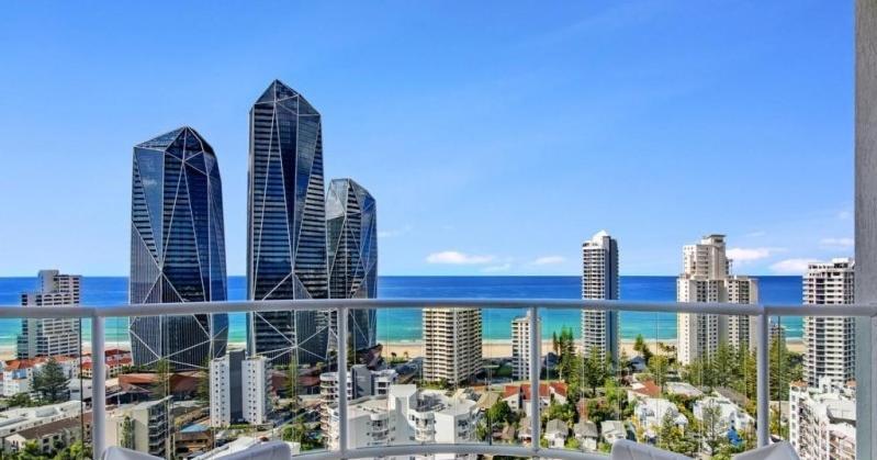 Deluxe Private Apartment And Studio - Ocean Views Голд-Кост Экстерьер фото